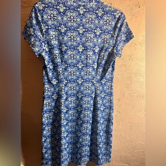J. McLaughlin Blue and White A-line Midi Dress medium resortwear casual - Picture 4 of 4